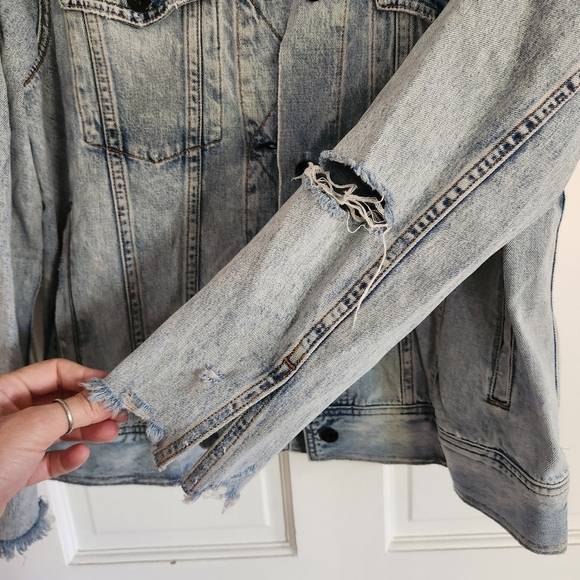 Rag & Bone Oversized Distressed Denim Jacket - Picture 2 of 9